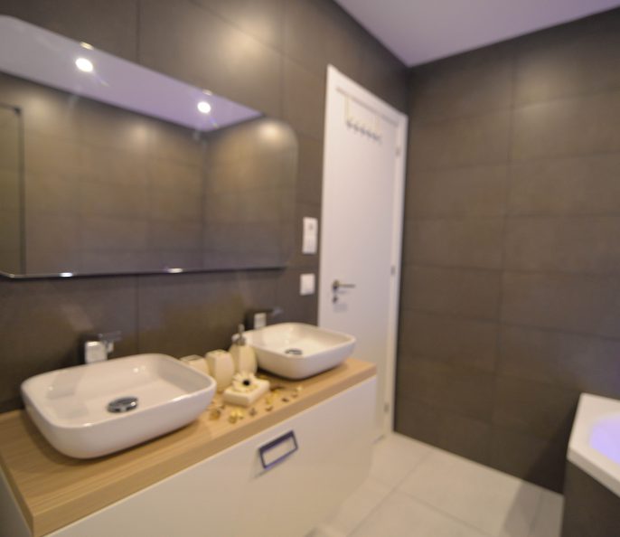 F2 de luxe à vendre à POOL GARDEN