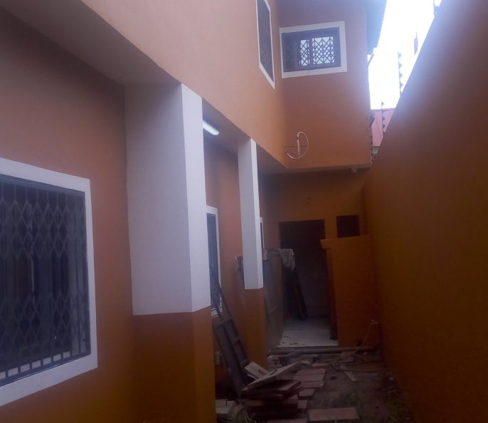 Duplex de 08 PIECES A LOUER,Abidjan Cocody Riviera