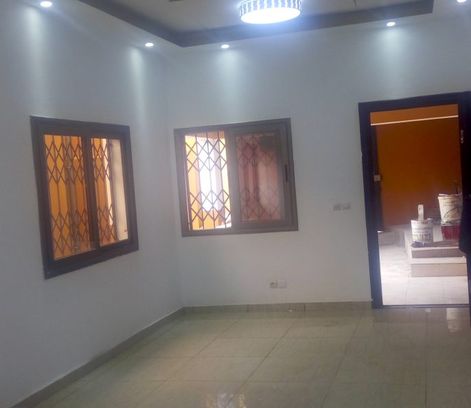 Duplex de 08 PIECES A LOUER,Abidjan Cocody Riviera