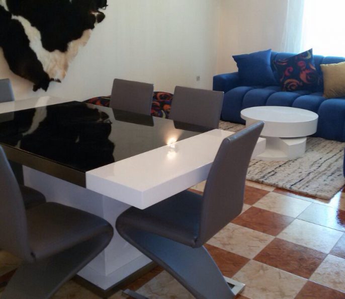 Appartement vue sur mer et marina