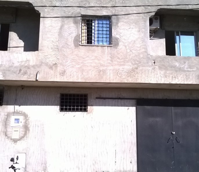 Grande maison avec garage