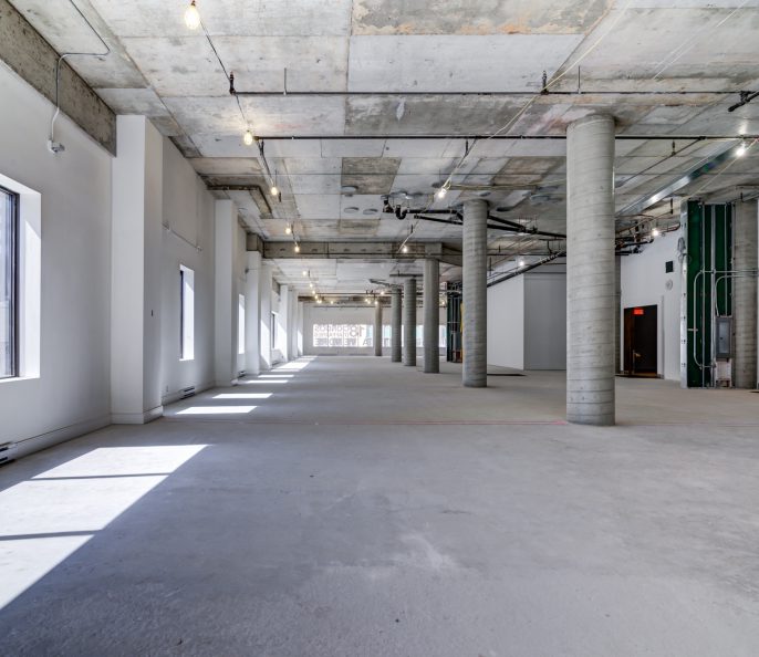 Centre-Ville Montreal Espaces Commerciaux NEUF