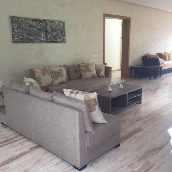 Très belle villa à louer à Dar bouazza