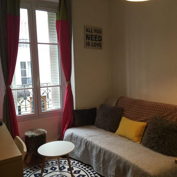 Loue studio proche parc monceau Loue studio meublé