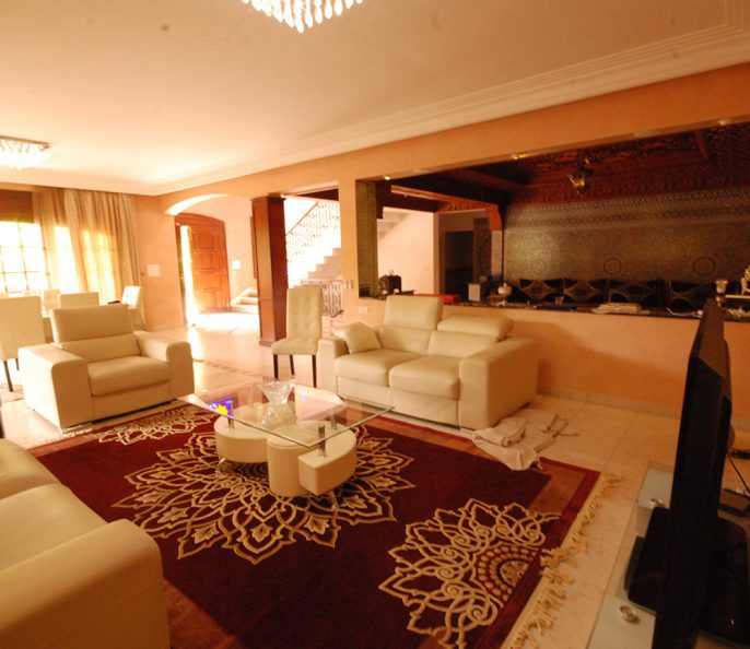 Belle villa de 608 m² à RMEL 2 INZGANE