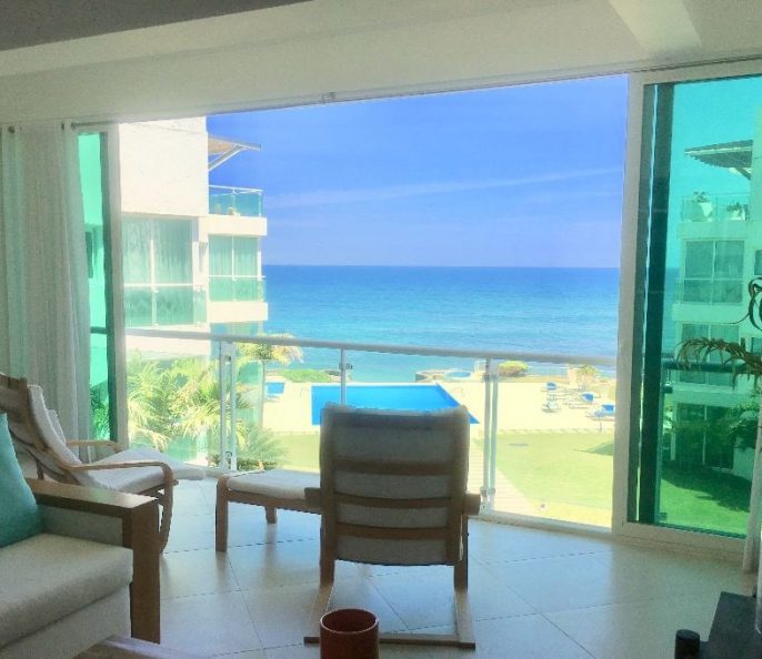 SPLENDIDE APPARTEMENT LES PIEDS DANS L&rsquo;EAU AUX CARAÏBES!!!