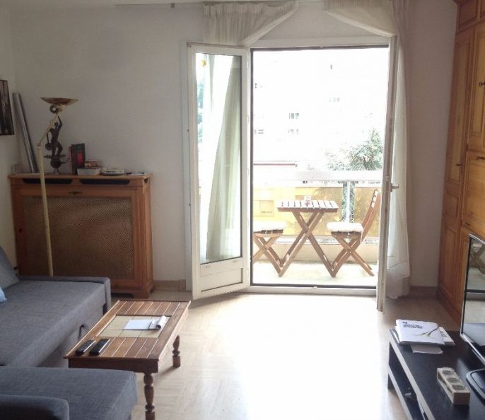 F2 et GARAGE fermé HAUT FAURIEL FACE A L&rsquo; ECOLE DES MINES