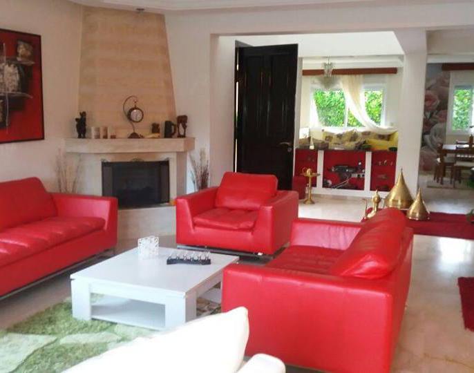 COQUETTE VILLA+PISCINE PRIVÉE ET VUE SUR LA MER