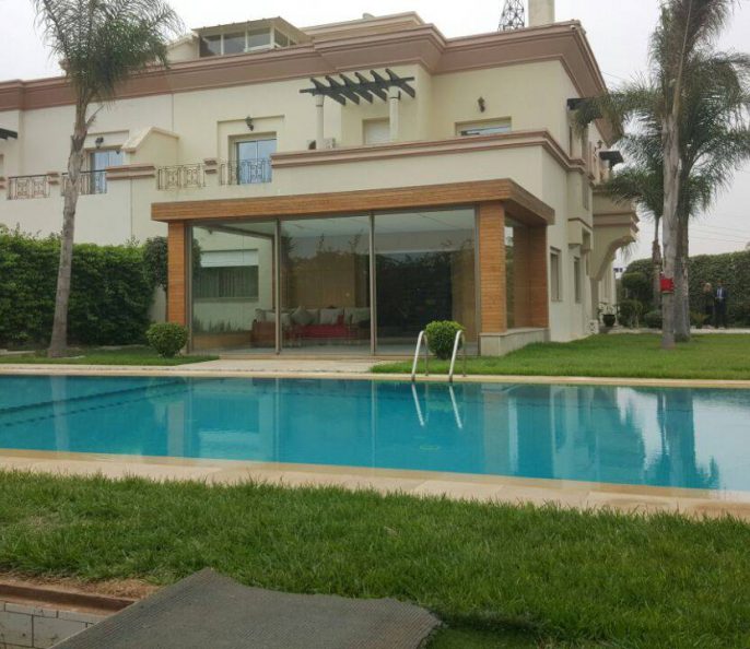 CALIFORNIE LUXUEUSE VILLA MEUBLéE AVEC GOûT 1200m²