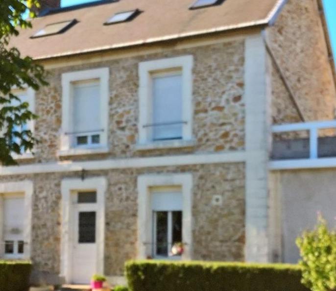 APPARTEMENT AU RDC MAISON MEULIERE AVEC JARDIN- F2 – 41 M2