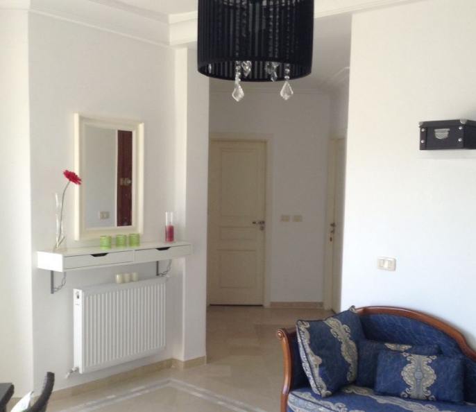 APPARTEMENT + GARAGE EN TUNISIE