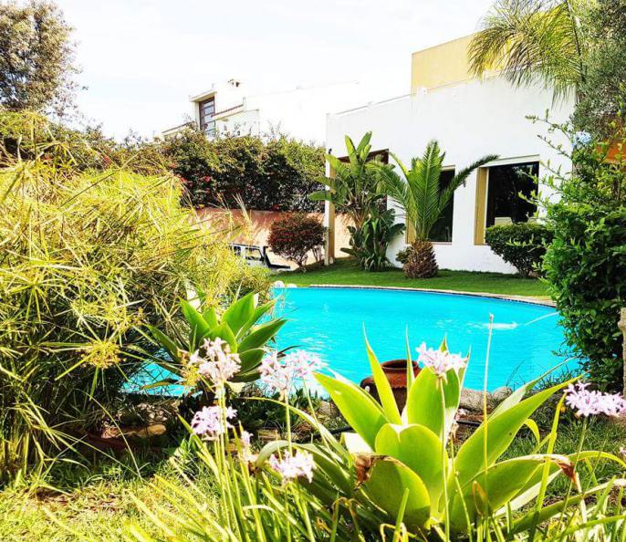 Magnifique villa  à DAR BOUAZZA MAROC