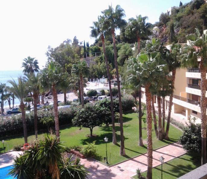 APPARTEMENT MEUBLE AVEC VUE SUR MER