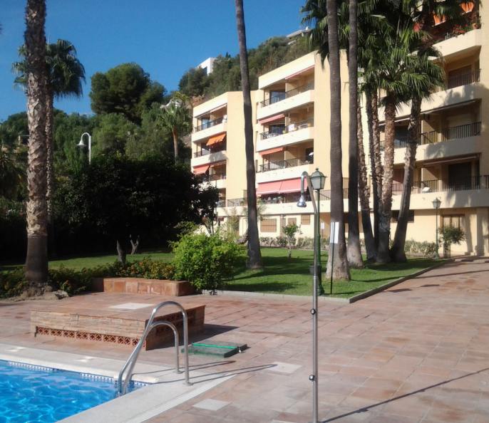 APPARTEMENT MEUBLE AVEC VUE SUR MER