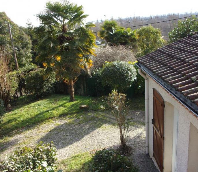MAISON AVEC JARDIN ET GARAGE 5MN DU CENTRE DAGEN