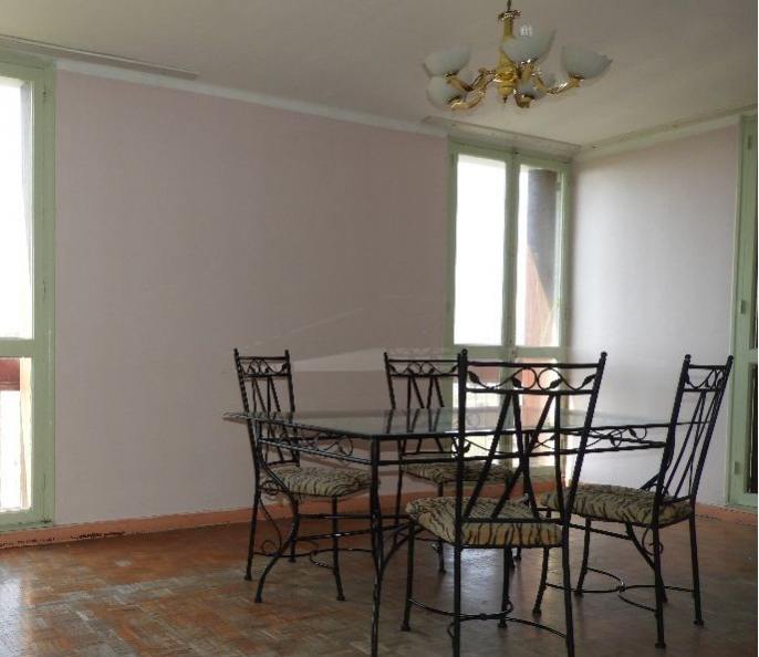 Type 3-4 Très clair Vue mer 72 m² 13015