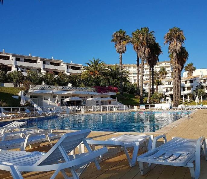 Appart 2 chambres – piscine et tennis – Albufeira