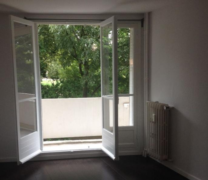T3 RENOVE DANS RESIDENCE CALME SUR JARDIN