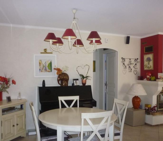 MAISON AVEC PISCINE PRIVATIVE