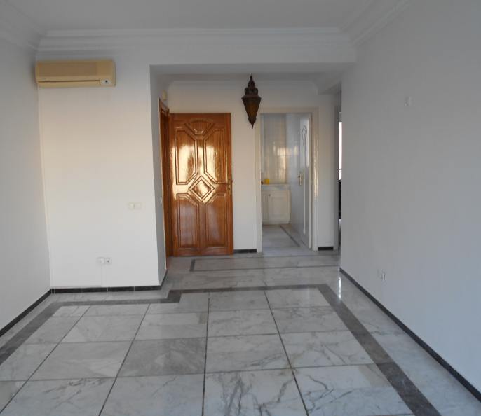 BEL APPARTEMENT 104M² FRONT MER