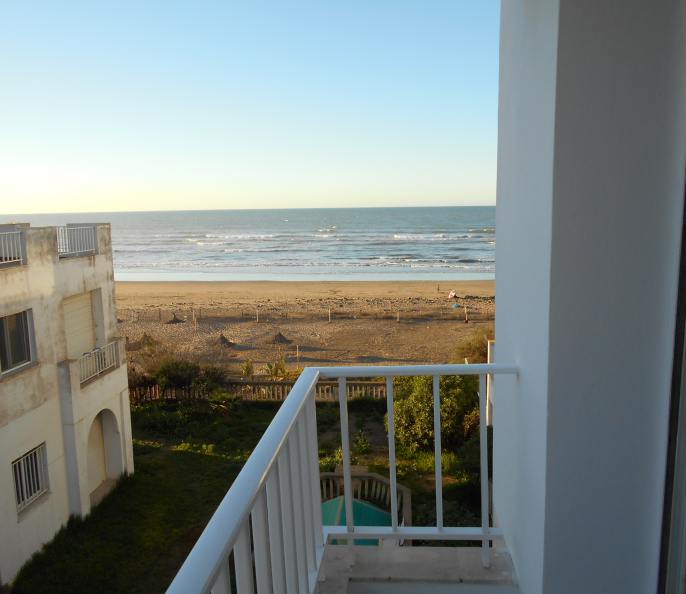 BEL APPARTEMENT 104M² FRONT MER