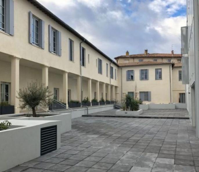 Location appartement meublé 580€ , quartier arceaux