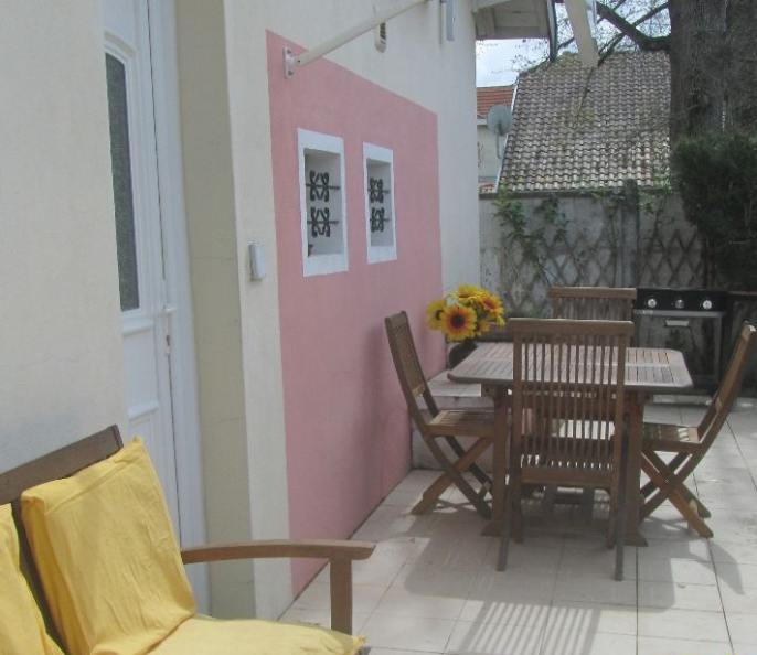 MAISON 300 M DE LA MER 5 PERSONNES PROXIMITE TOUS COMMERCES