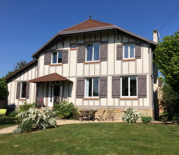 Maison 165m², 5 ch, RER A, totalement rénovée