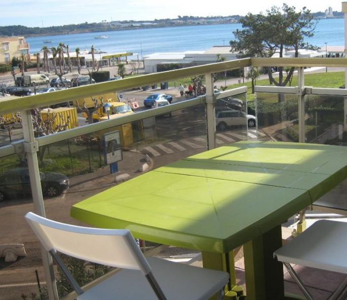 Studio terrasse vue étang proche thermes balaruc internet