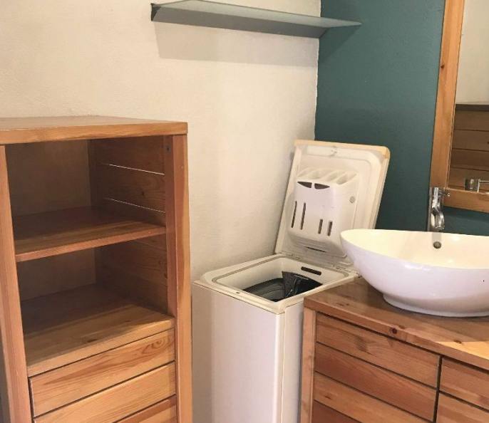 Part loue Grand T2 meublé 51m² refait neuf