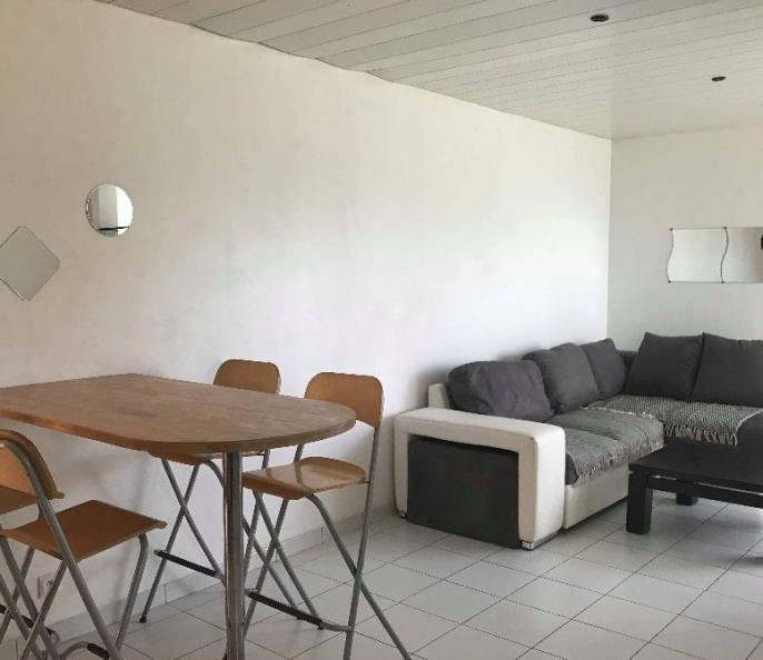 Part loue Grand T2 meublé 51m² refait neuf
