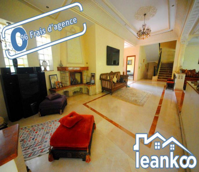 Villa de 527 m² à vendre à Sidi Maârouf