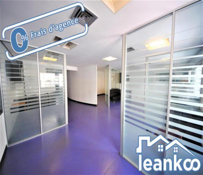 Plateau bureau de 166 m² à vendre à Racine