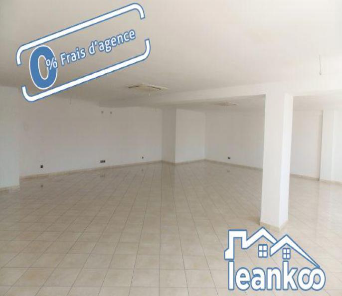 Plateaux de bureaux de 17 à 156 m² à louer à Lissasfa