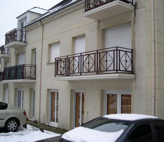 Appartement T2 45m2, 100m gare Epernon